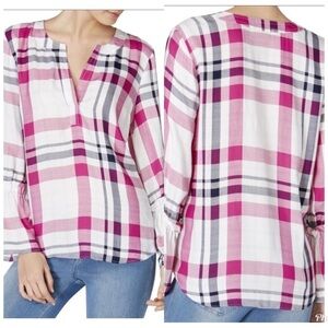 Maison Jules Plaid V-Neck Pullover Medium
